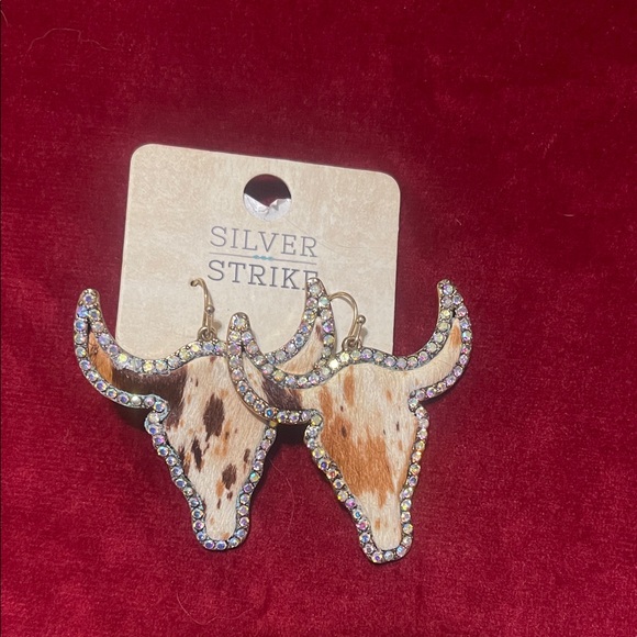 Silver Strike Jewelry - Silver Strike Rhinestone Cow Print Bull Dangly Western Earrings NWT